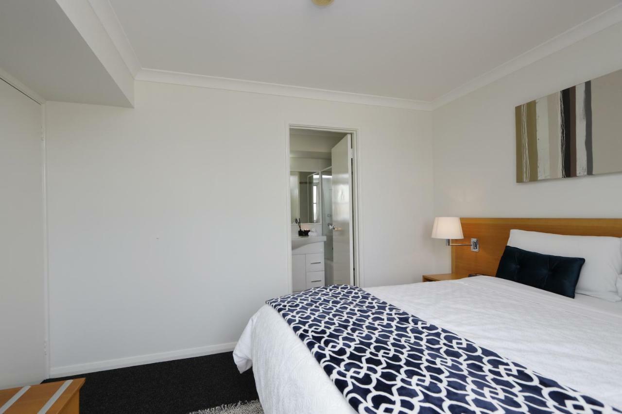 Hillarys Marina Apartment Перт Экстерьер фото